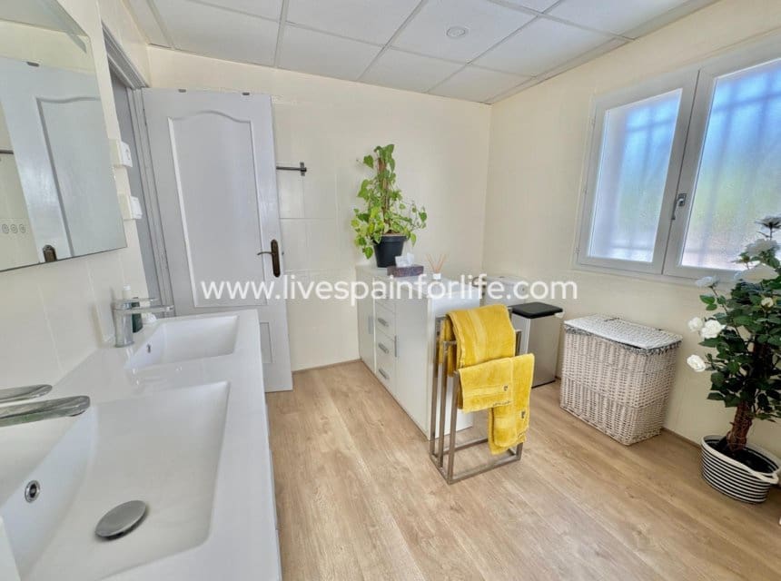 7 slaapkamer Finca/Landhuis te koop in Dolores met zwembad garage - € 629.000 (Ref: 10036210)