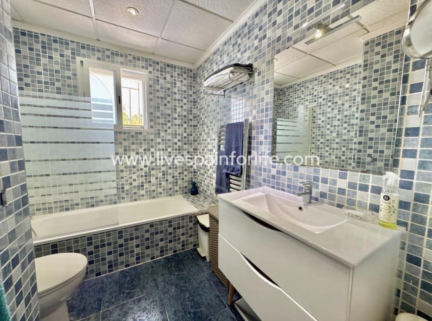 7 slaapkamer Finca/Landhuis te koop in Dolores met zwembad garage - € 629.000 (Ref: 10036210)
