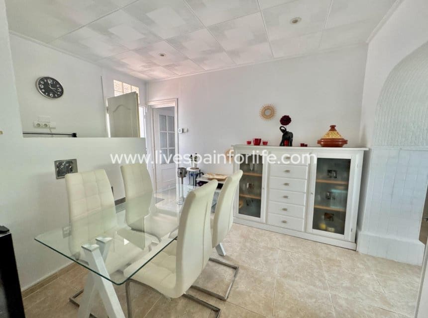 7 slaapkamer Finca/Landhuis te koop in Dolores met zwembad garage - € 629.000 (Ref: 10036210)