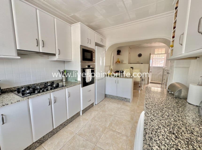 7 slaapkamer Finca/Landhuis te koop in Dolores met zwembad garage - € 629.000 (Ref: 10036210)