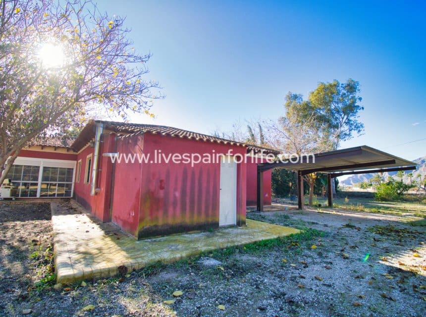 3 makuuhuone Maalaistalo myytävänä paikassa Callosa de Segura mukana uima-altaan - 480 000 € (Ref: 10036211)
