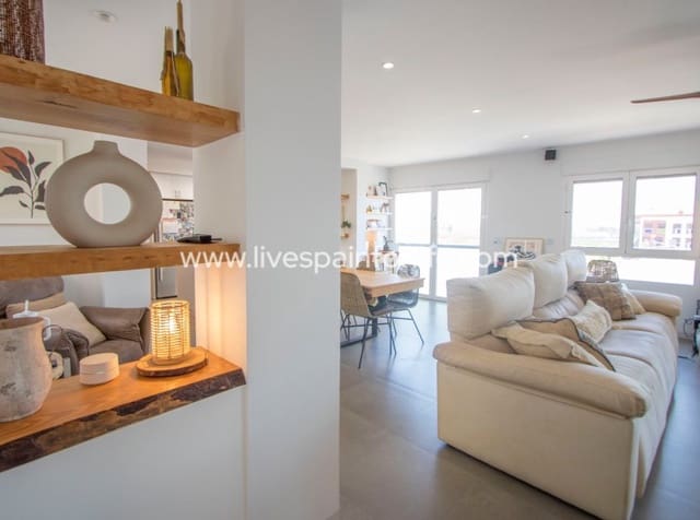 4 quarto Apartamento para venda em Albatera com garagem - 360 000 € (Ref: 10039000)