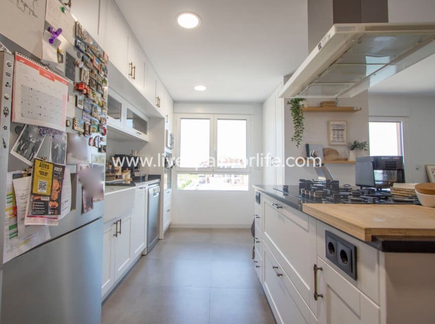 4 quarto Apartamento para venda em Albatera com garagem - 360 000 € (Ref: 10039000)