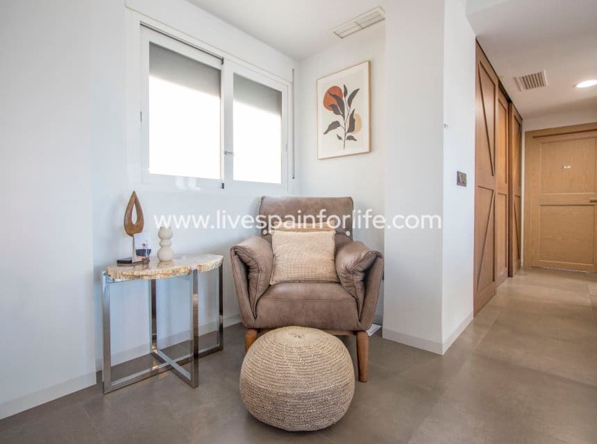 4 quarto Apartamento para venda em Albatera com garagem - 360 000 € (Ref: 10039000)