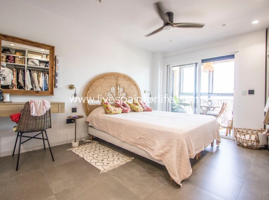 4 quarto Apartamento para venda em Albatera com garagem - 360 000 € (Ref: 10039000)