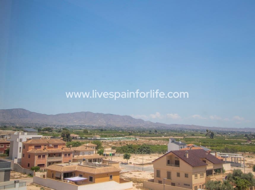4 quarto Apartamento para venda em Albatera com garagem - 360 000 € (Ref: 10039000)