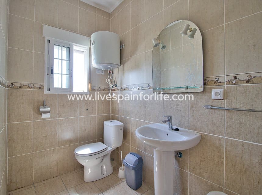5 Zimmer Finca/Landgut zu verkaufen in Catral mit Pool - 399.000 € (Ref: 10039001)