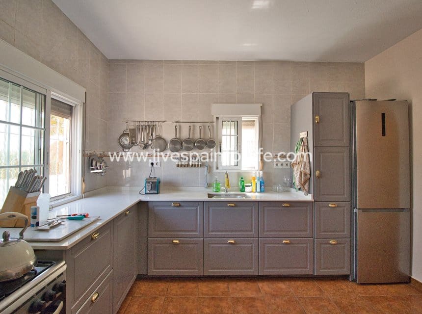 5 Zimmer Finca/Landgut zu verkaufen in Catral mit Pool - 399.000 € (Ref: 10039001)