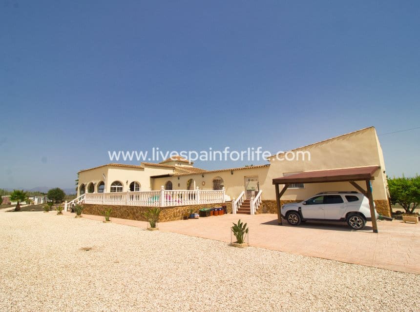 5 Zimmer Finca/Landgut zu verkaufen in Catral mit Pool - 399.000 € (Ref: 10039001)