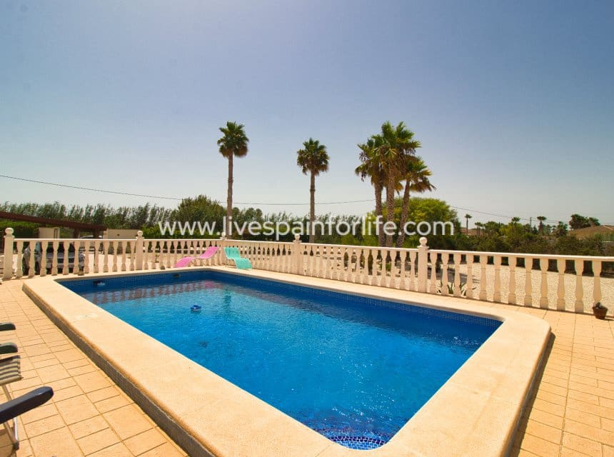 5 Zimmer Finca/Landgut zu verkaufen in Catral mit Pool - 399.000 € (Ref: 10039001)