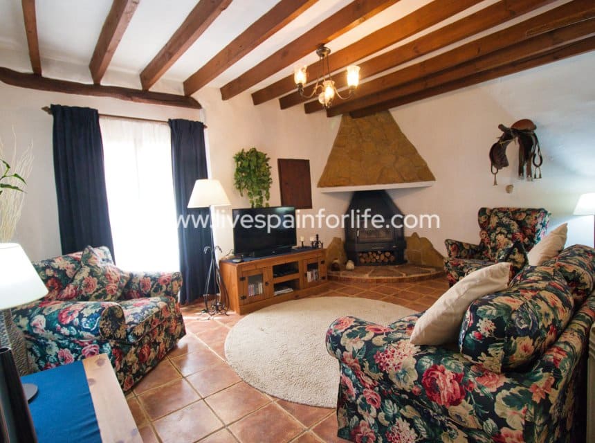 5 soverom Finca/Herregård til salgs i La Romana med svømmebasseng garasje - € 545 000 (Ref: 10039116)