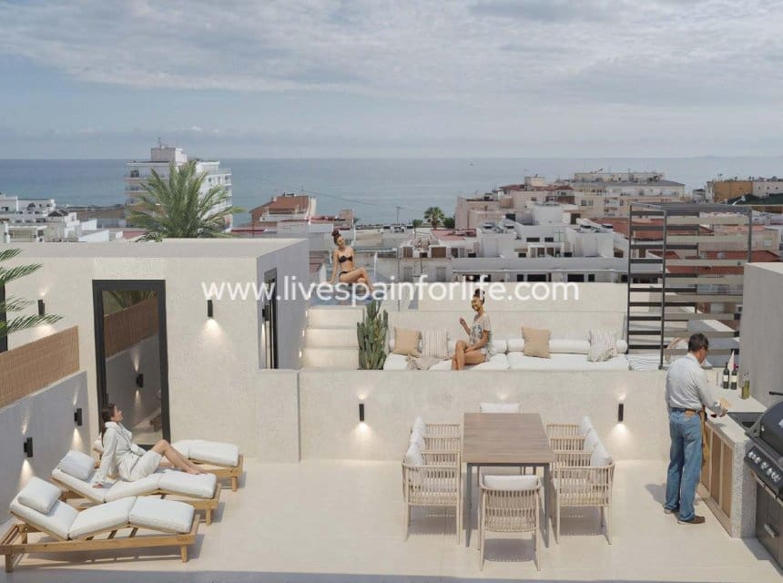 2 quarto Apartamento para venda em Torrevieja com piscina - 538 000 € (Ref: 10039118)
