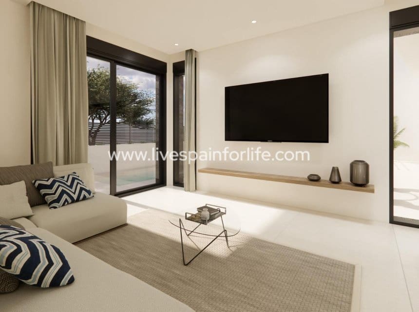 3 bedroom Semi-detached Villa for sale in Dolores with pool garage - € 450,000 (Ref: 10039122)