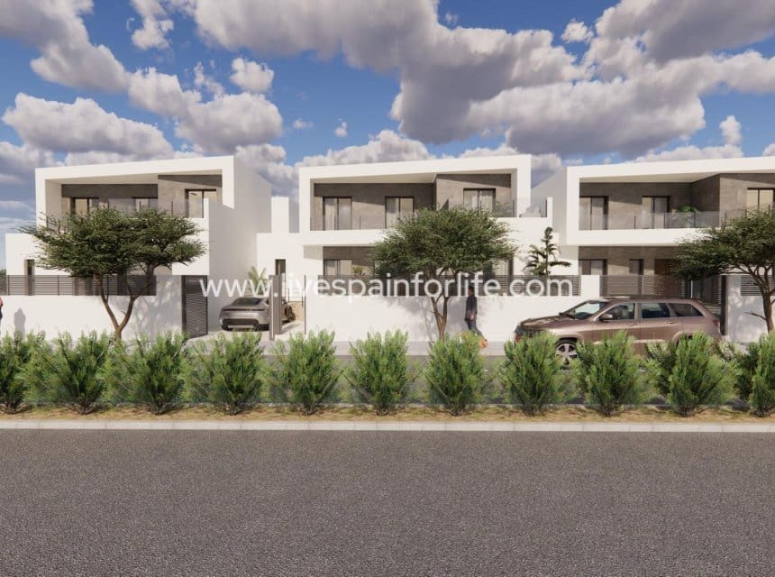 3 bedroom Semi-detached Villa for sale in Dolores with pool garage - € 450,000 (Ref: 10039122)