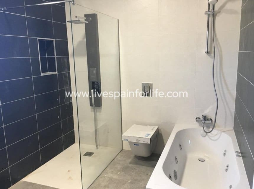 3 bedroom Villa for sale in Pinoso with pool garage - € 398,000 (Ref: 10039124)