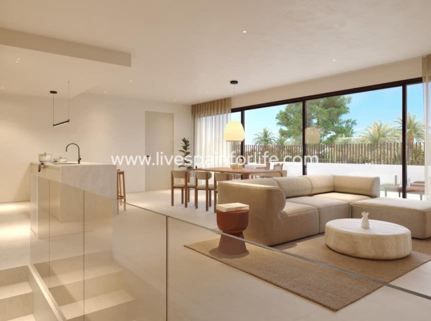 3 bedroom Villa for sale in Dolores with pool garage - € 419,900 (Ref: 10039125)