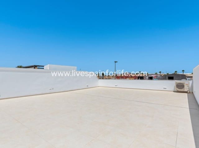3 chambre Villa/Maison à vendre à Las Lomas de Rame - Bahía Bella, Los Alcázares avec piscine garage - 499 900 € (Ref: 10039127)