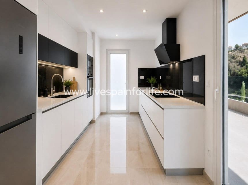 3 bedroom Villa for sale in Rojales with pool - € 852,000 (Ref: 10039129)