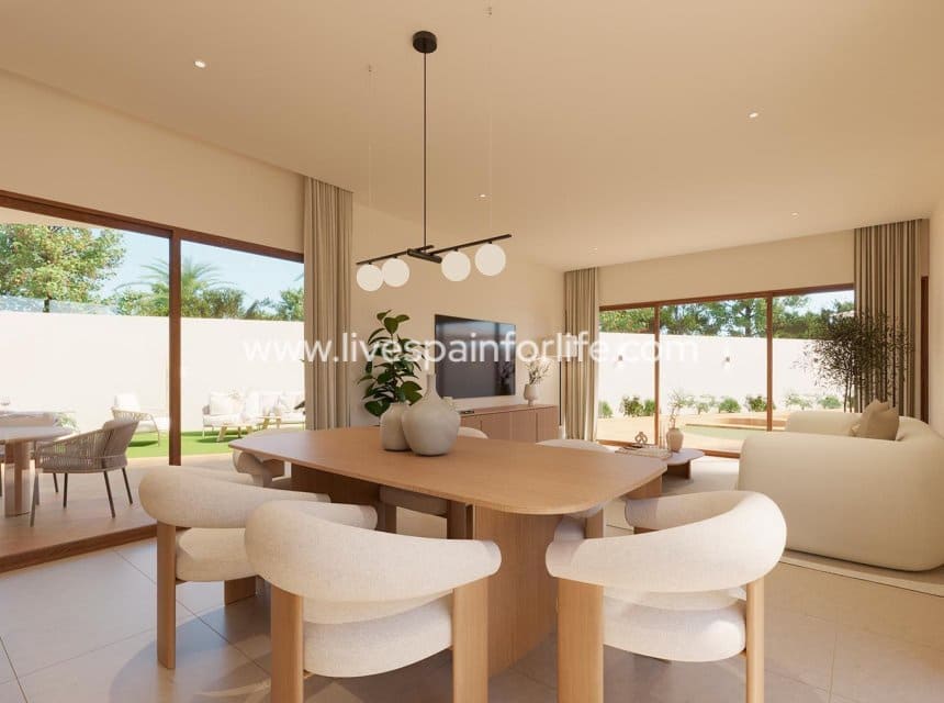 3 bedroom Villa for sale in La Zenia with pool garage - € 890,000 (Ref: 10039130)