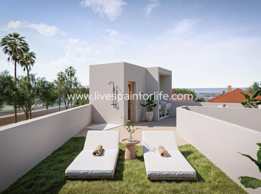 3 bedroom Villa for sale in La Zenia with pool garage - € 890,000 (Ref: 10039130)