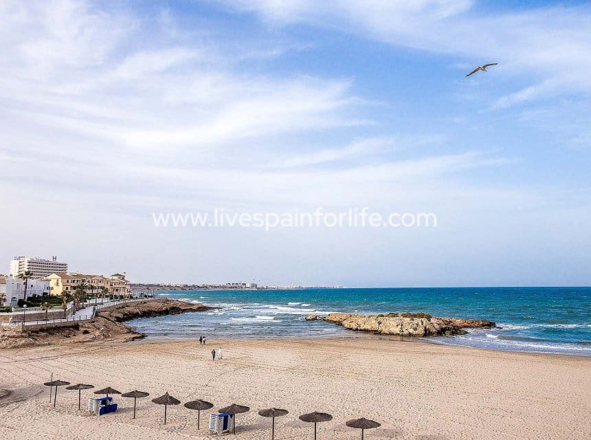 3 bedroom Villa for sale in La Zenia with pool garage - € 890,000 (Ref: 10039130)