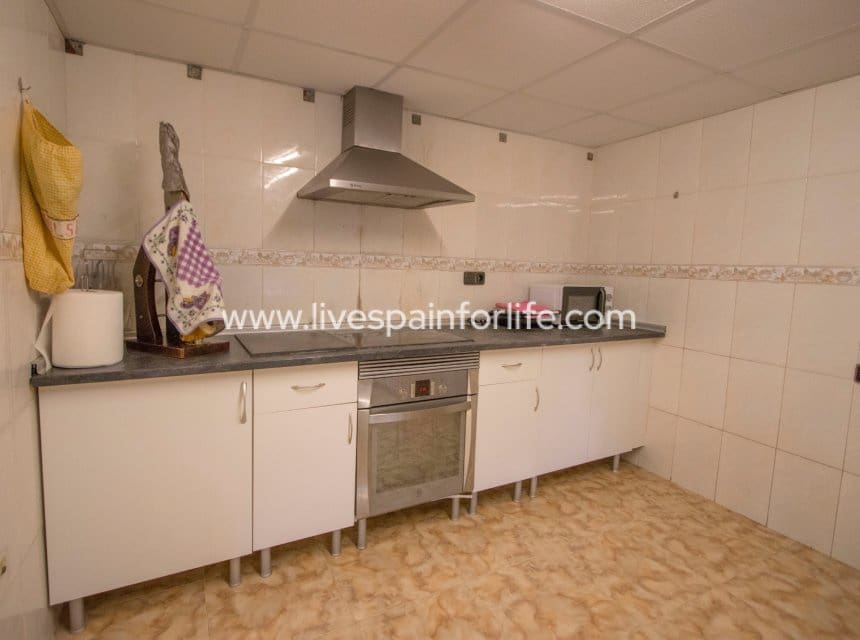 5 slaapkamer Bedrijf te koop in Albatera met zwembad garage - € 320.000 (Ref: 10041801)