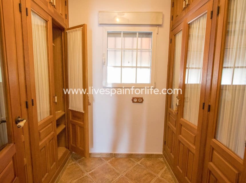 5 quarto Quinta/Casa Rural para venda em Catral com piscina garagem - 599 950 € (Ref: 10041802)
