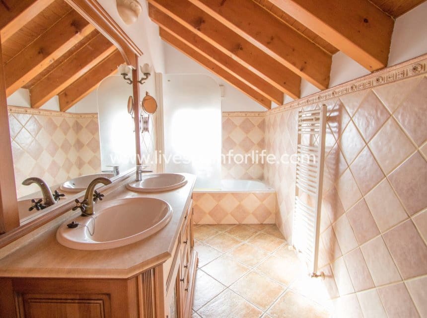5 quarto Quinta/Casa Rural para venda em Catral com piscina garagem - 599 950 € (Ref: 10041802)