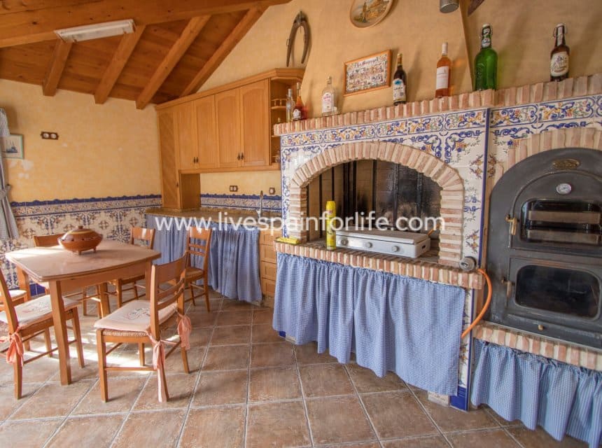 5 quarto Quinta/Casa Rural para venda em Catral com piscina garagem - 599 950 € (Ref: 10041802)