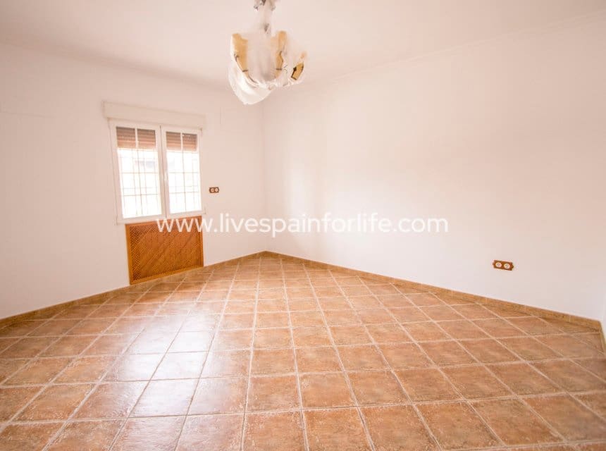 5 quarto Quinta/Casa Rural para venda em Catral com piscina garagem - 599 950 € (Ref: 10041802)