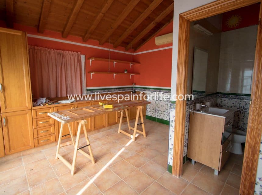 5 quarto Quinta/Casa Rural para venda em Catral com piscina garagem - 599 950 € (Ref: 10041802)