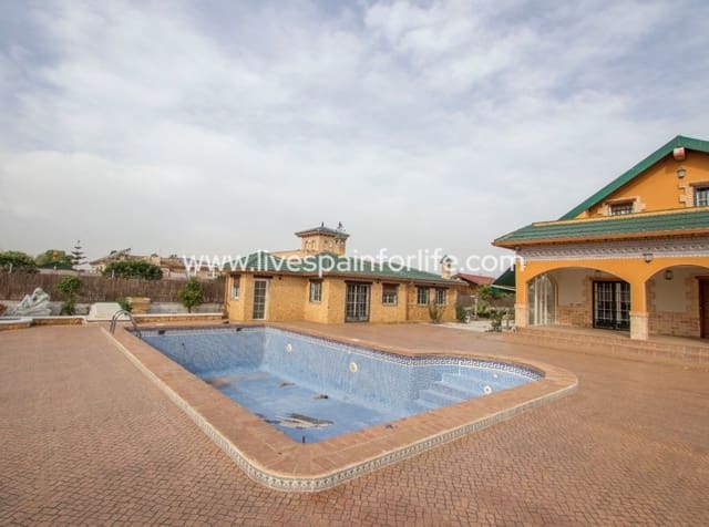 5 quarto Quinta/Casa Rural para venda em Catral com piscina garagem - 599 950 € (Ref: 10041802)