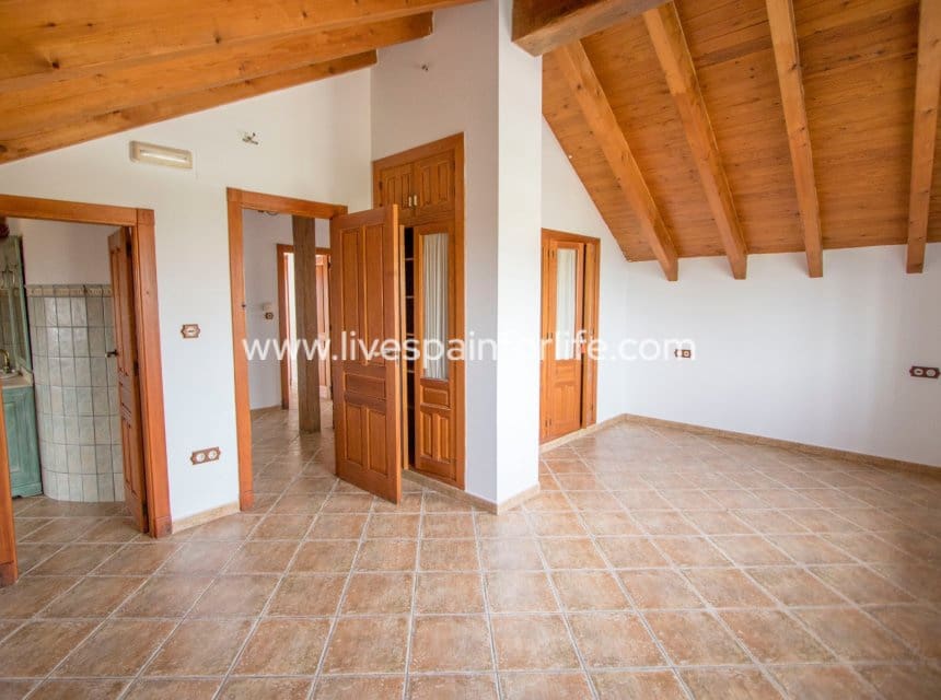 5 quarto Quinta/Casa Rural para venda em Catral com piscina garagem - 599 950 € (Ref: 10041802)