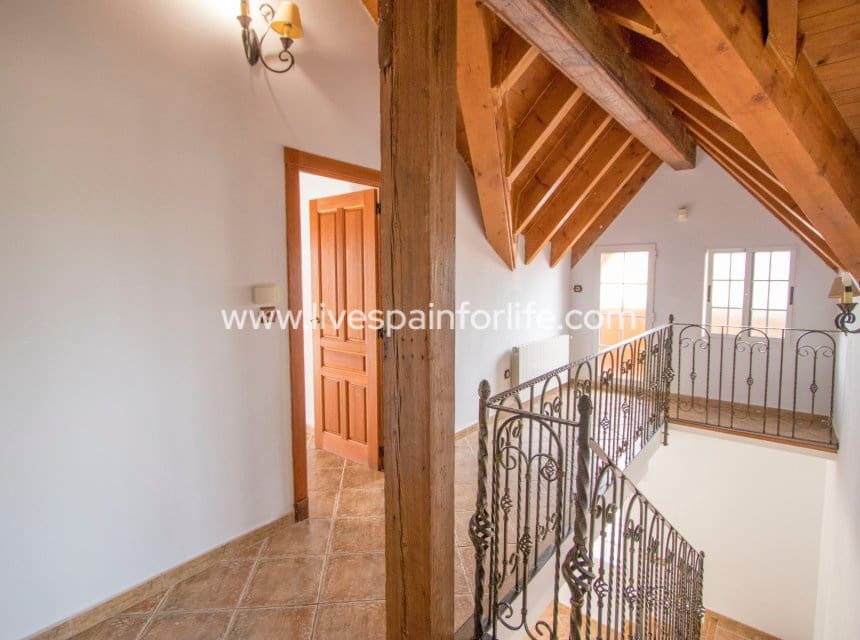 5 quarto Quinta/Casa Rural para venda em Catral com piscina garagem - 599 950 € (Ref: 10041802)