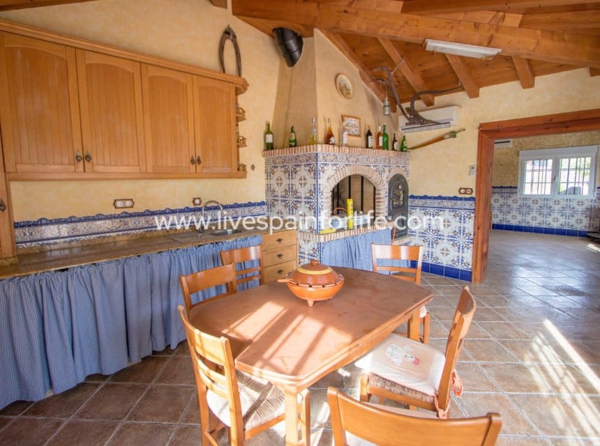5 quarto Quinta/Casa Rural para venda em Catral com piscina garagem - 599 950 € (Ref: 10041802)