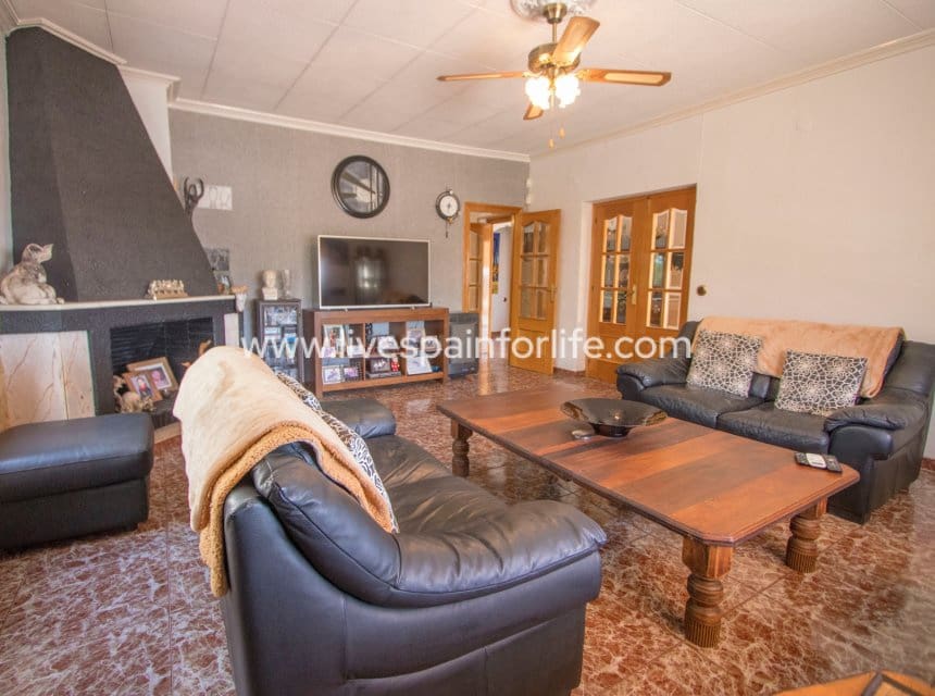 6 slaapkamer Finca/Landhuis te koop in Crevillente / Crevillent met zwembad garage - € 468.000 (Ref: 10041804)