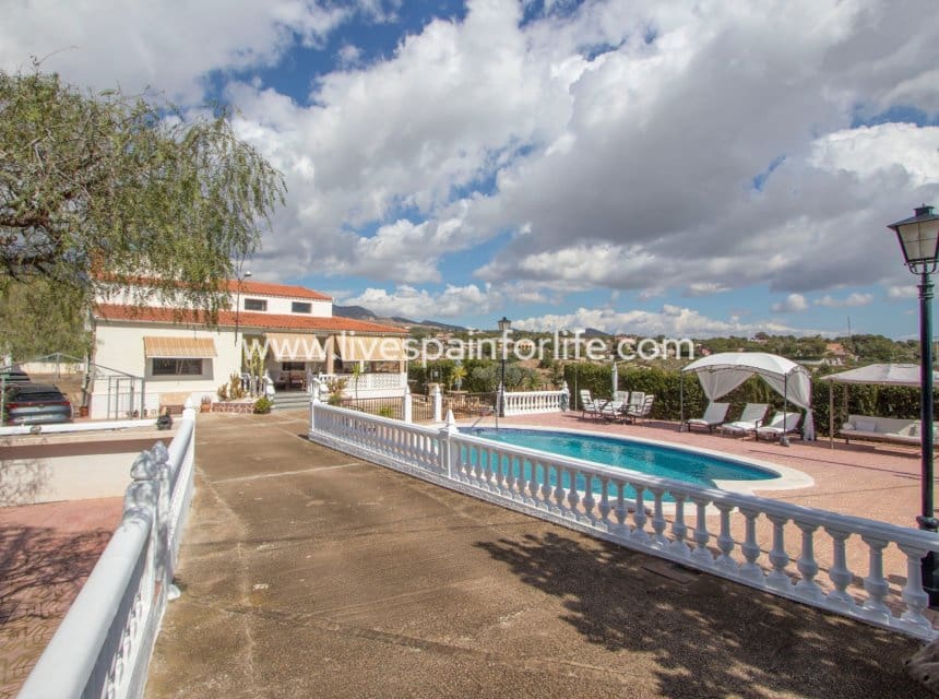 6 slaapkamer Finca/Landhuis te koop in Crevillente / Crevillent met zwembad garage - € 468.000 (Ref: 10041805)
