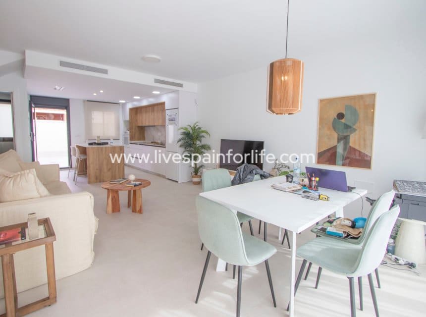 2 quarto Casa em Banda para venda em Cox com piscina garagem - 223 000 € (Ref: 10041806)