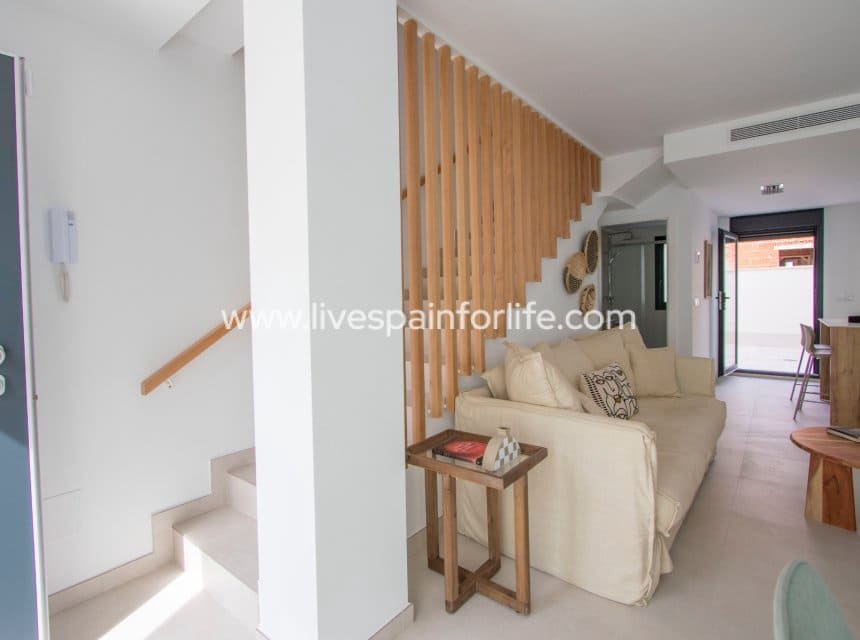 2 quarto Casa em Banda para venda em Cox com piscina garagem - 223 000 € (Ref: 10041806)
