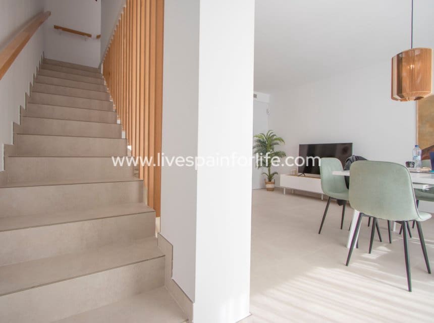 2 quarto Casa em Banda para venda em Cox com piscina garagem - 223 000 € (Ref: 10041806)
