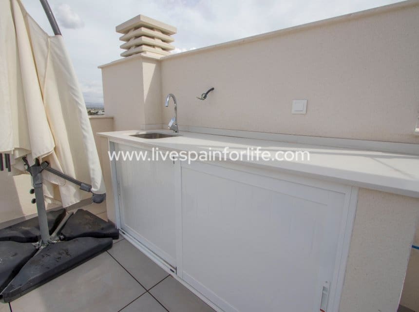 2 quarto Casa em Banda para venda em Cox com piscina garagem - 223 000 € (Ref: 10041806)
