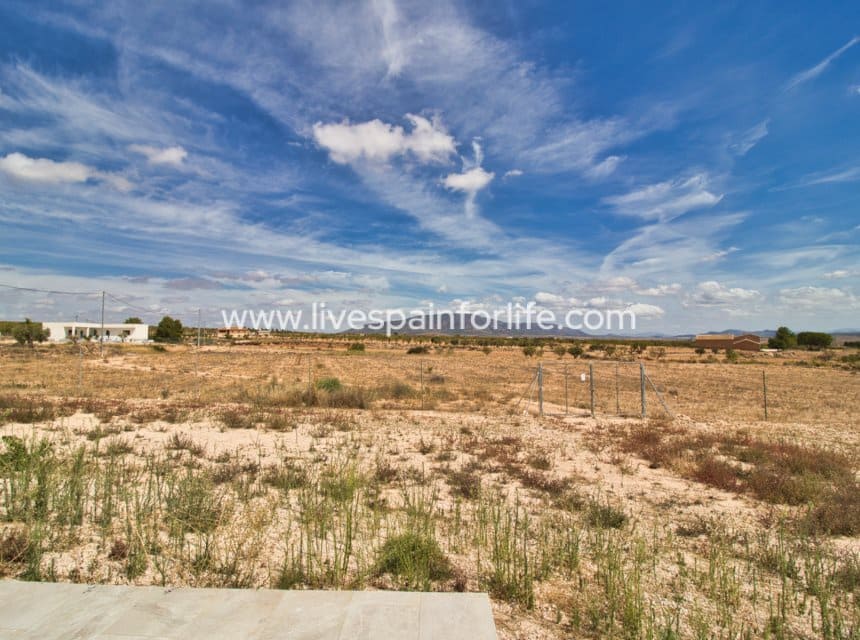 3 slaapkamer Finca/Landhuis te koop in Pinoso met zwembad garage - € 399.900 (Ref: 10041815)