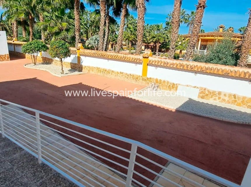 3 quarto Quinta/Casa Rural para venda em Catral com piscina garagem - 440 000 € (Ref: 10043461)