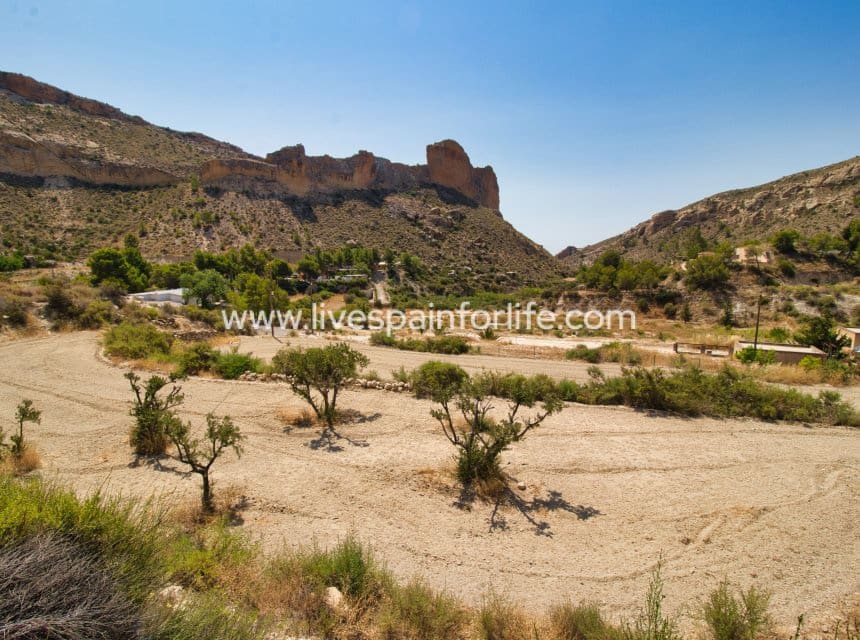 3 Zimmer Finca/Landgut zu verkaufen in Crevillente / Crevillent mit Pool Garage - 395.000 € (Ref: 10043587)