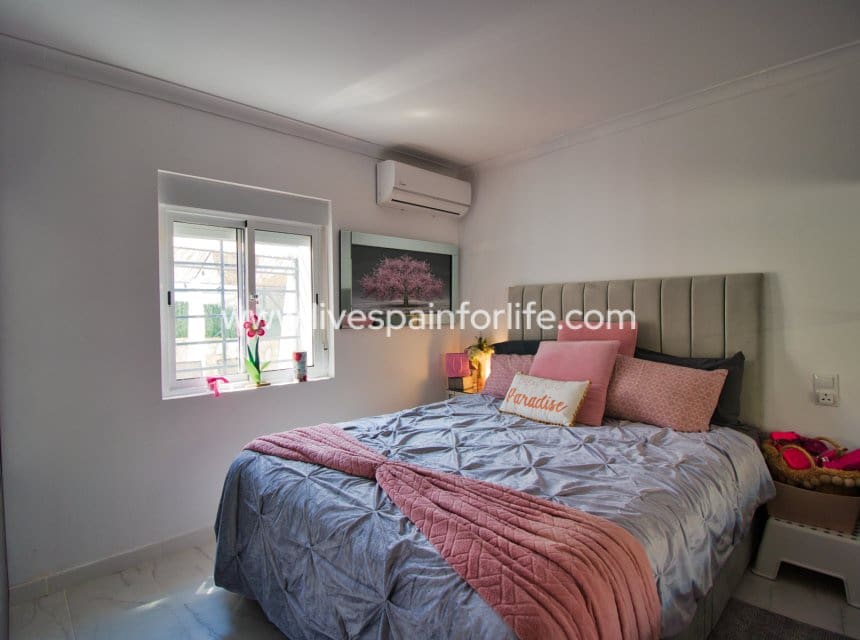3 Zimmer Finca/Landgut zu verkaufen in Crevillente / Crevillent mit Pool Garage - 395.000 € (Ref: 10043587)