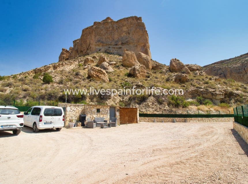 3 Zimmer Finca/Landgut zu verkaufen in Crevillente / Crevillent mit Pool Garage - 395.000 € (Ref: 10043587)