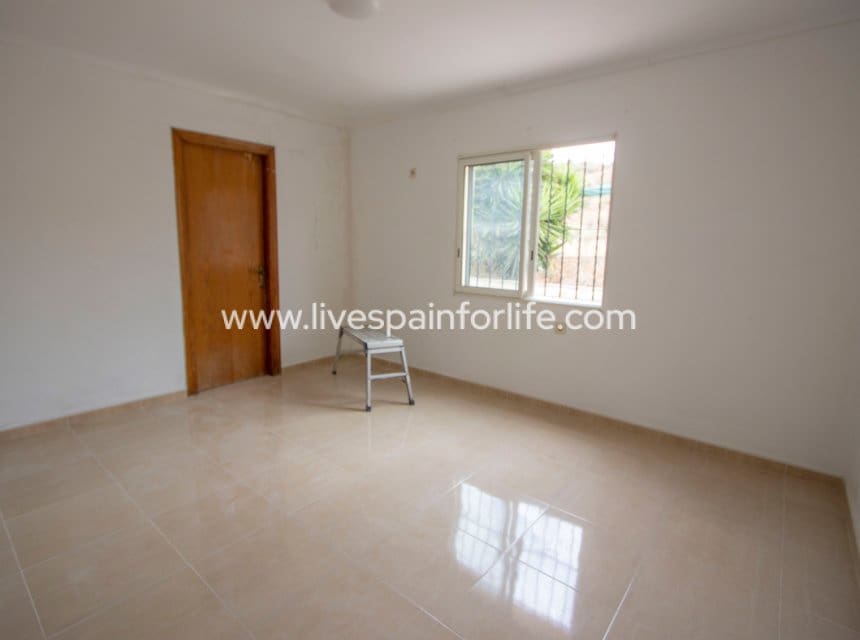 4 camera da letto Finca/Casa di Campagna in vendita in Bigastro con piscina garage - 215.000 € (Rif: 10044076)