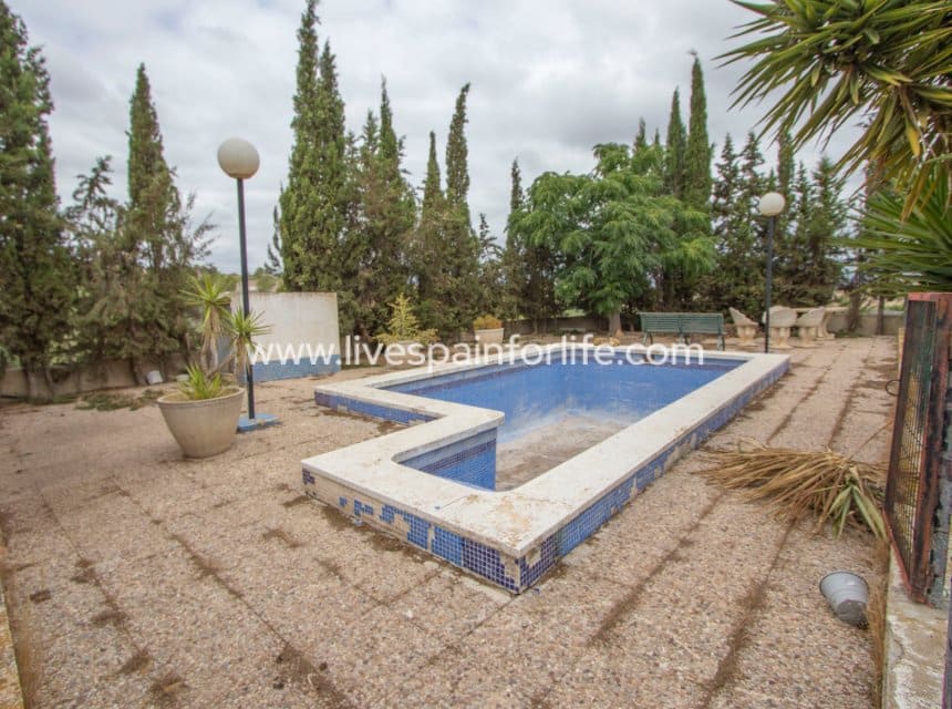 4 camera da letto Finca/Casa di Campagna in vendita in Bigastro con piscina garage - 215.000 € (Rif: 10044076)