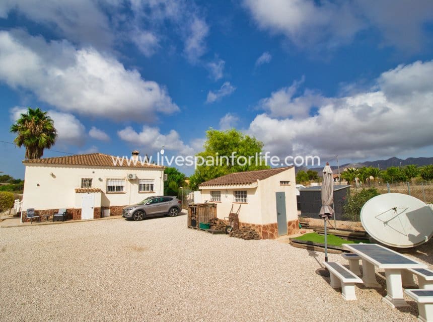 3 soveværelse Finca/Landehus til salg i La Murada med swimmingpool - € 260.000 (Ref: 10052050)
