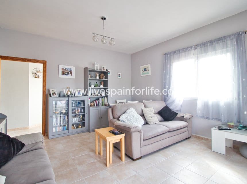 3 soveværelse Finca/Landehus til salg i La Murada med swimmingpool - € 260.000 (Ref: 10052050)